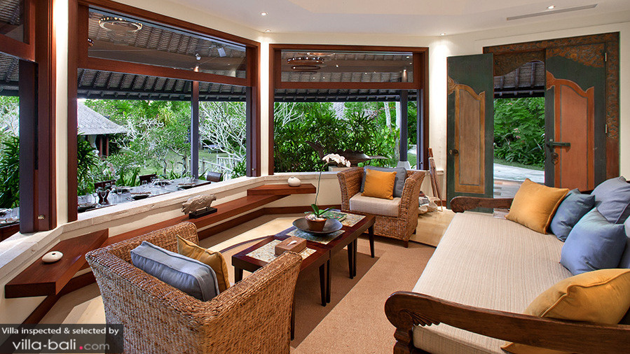 Villa Nusa Dua in Nusa Dua, Bali  7 bedrooms