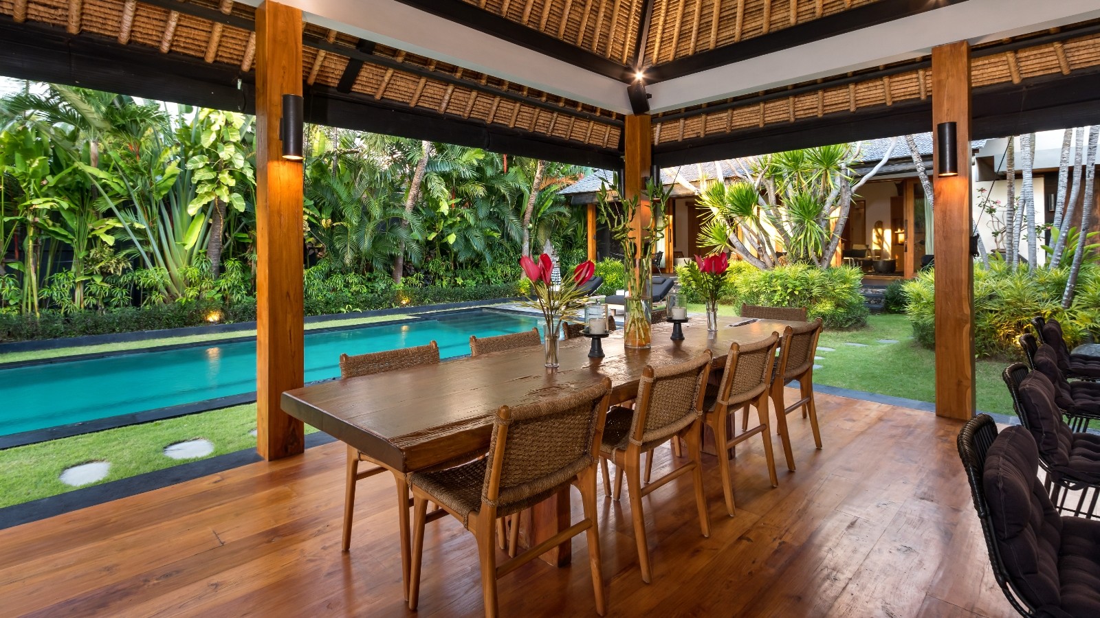 Villa Wolfe - 3-bedroom villa in Seminyak - Book Direct