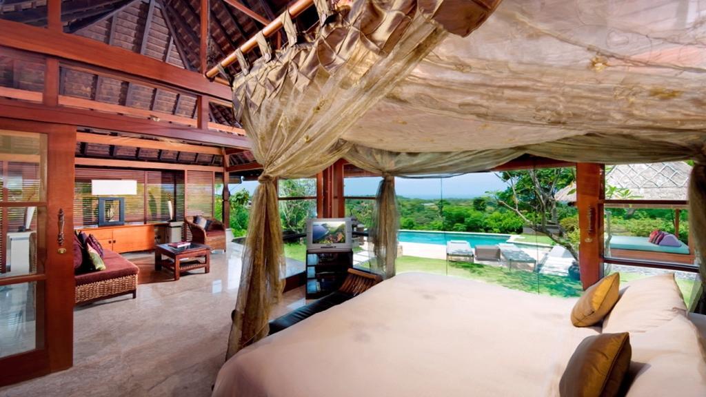 https://d1b870donzvykt.cloudfront.net/villas/indah-manis-bulan-madu/1024/indah-manis-bulan-madu-1be0c97f.jpg